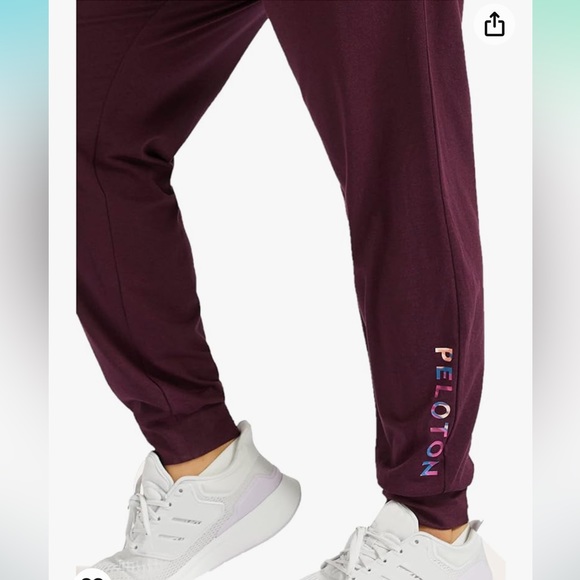 Peloton Dreamblend Jogger & Hoodie - Picture 2 of 7